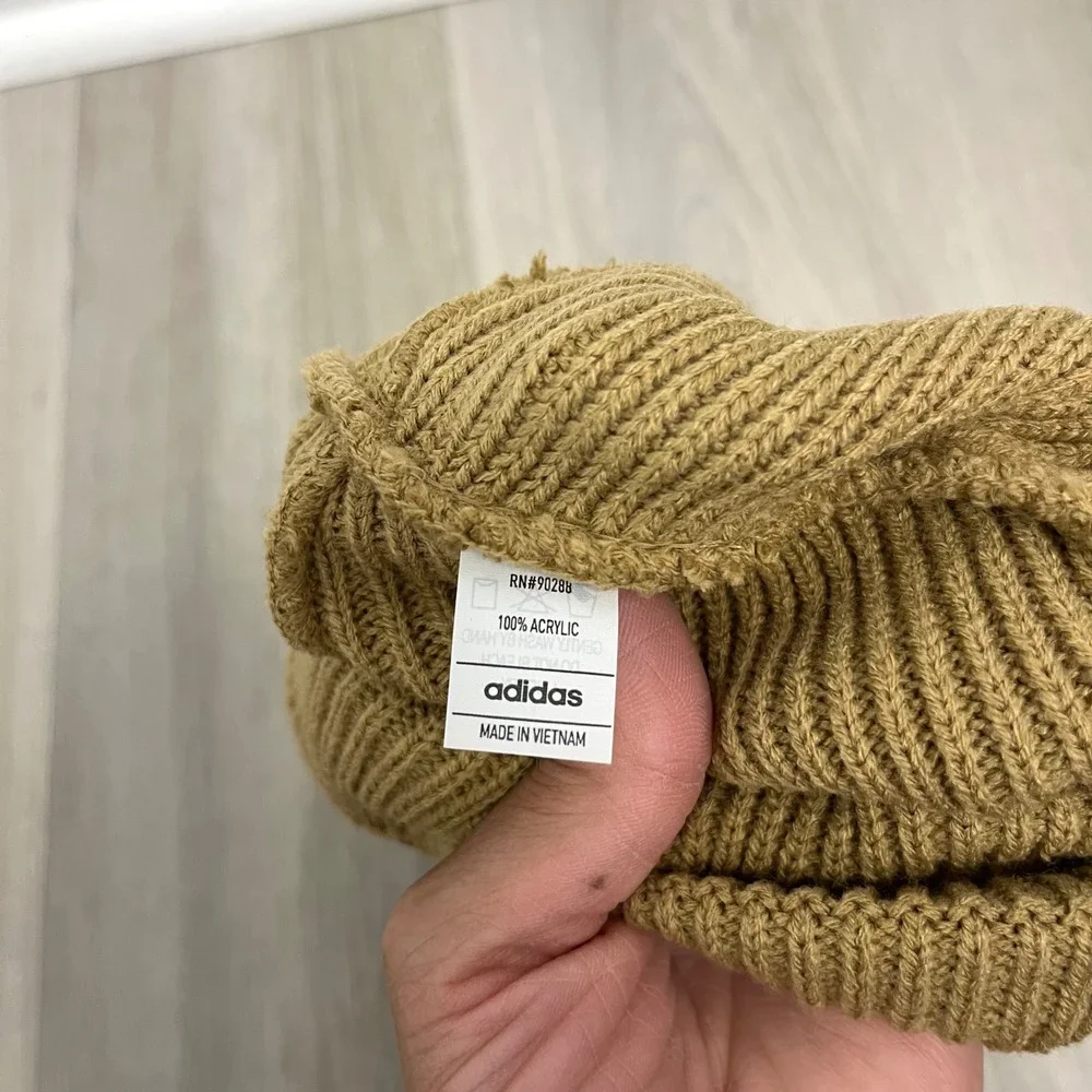 Adidas Beanie Hat Men's OS Tan Brown Ribbed‎ Trefoil Logo Patch Knit